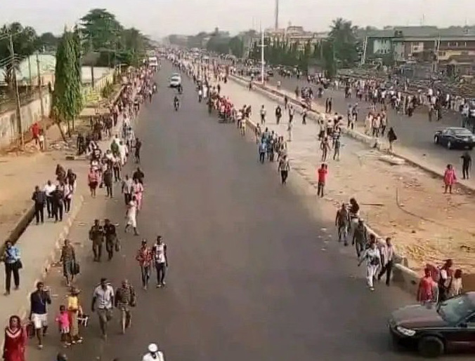 People trekking in Ikeja along Lagos 